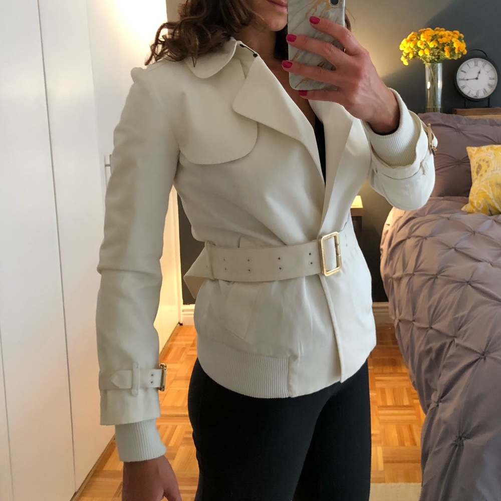 Burberry white bomber jacket - Picture 3 of 8